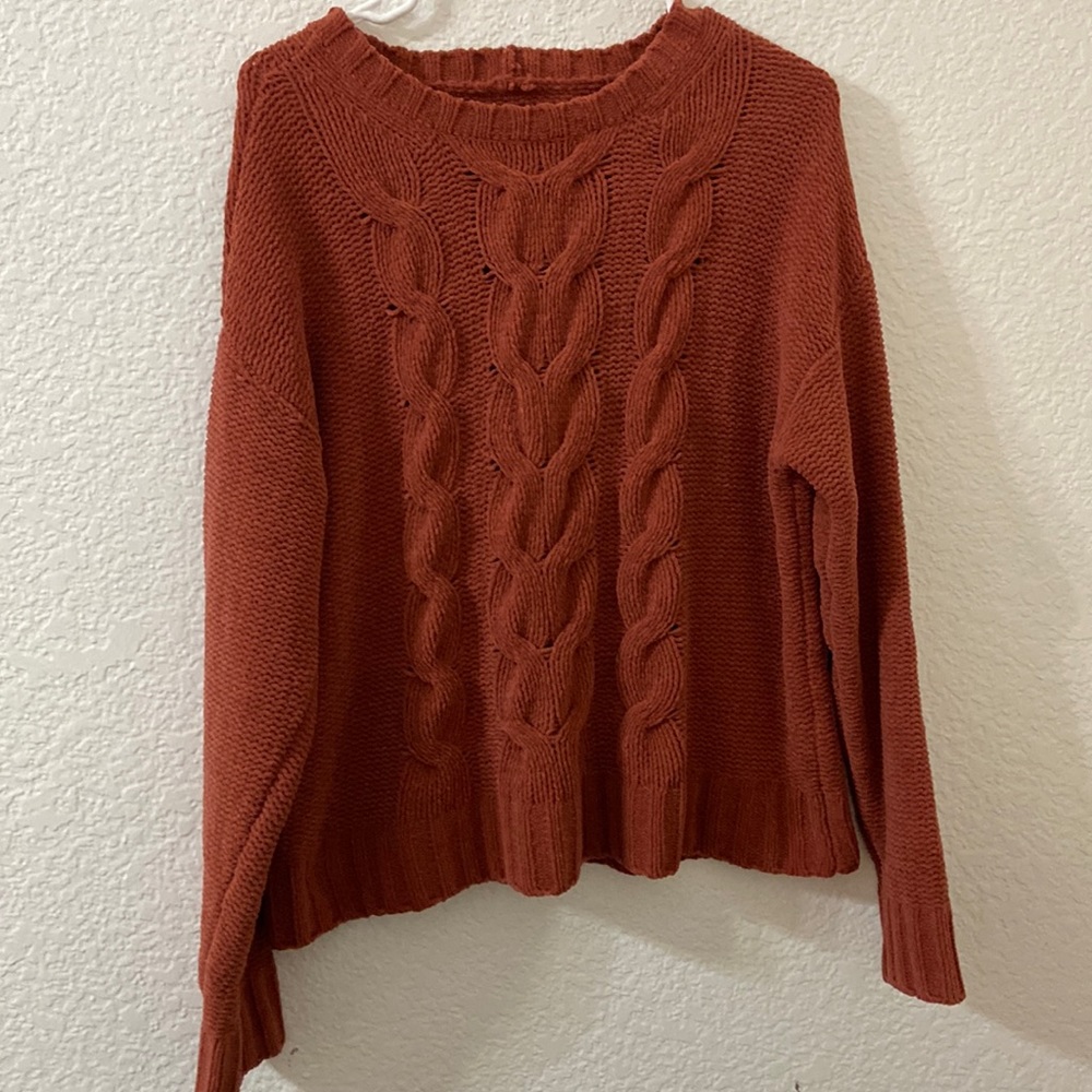 American Eagle Sweater